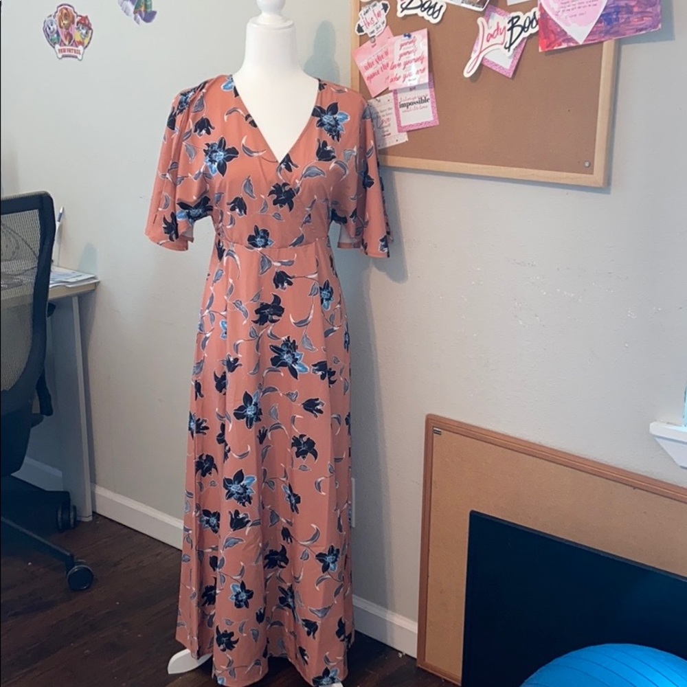 Few Moda Dress - Picture 2 of 4